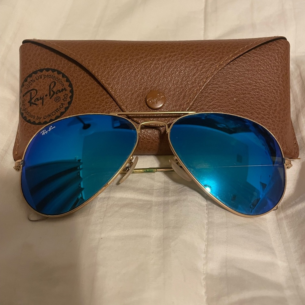 Ray-Ban Authentic Aviators RB-3025